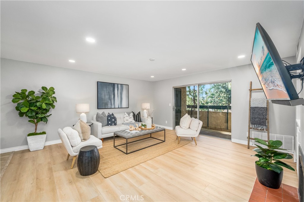 12635 Main Street 312