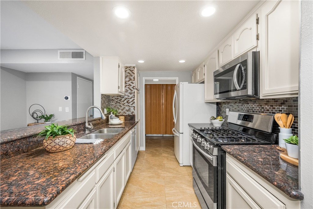 12635 Main Street 312