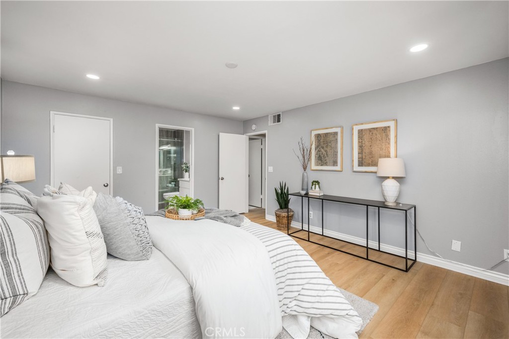 12635 Main Street 312