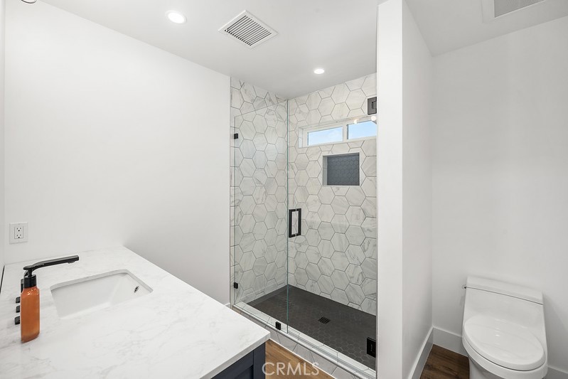 881 Capital Street B