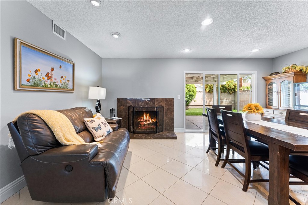 858 S Barnett Street