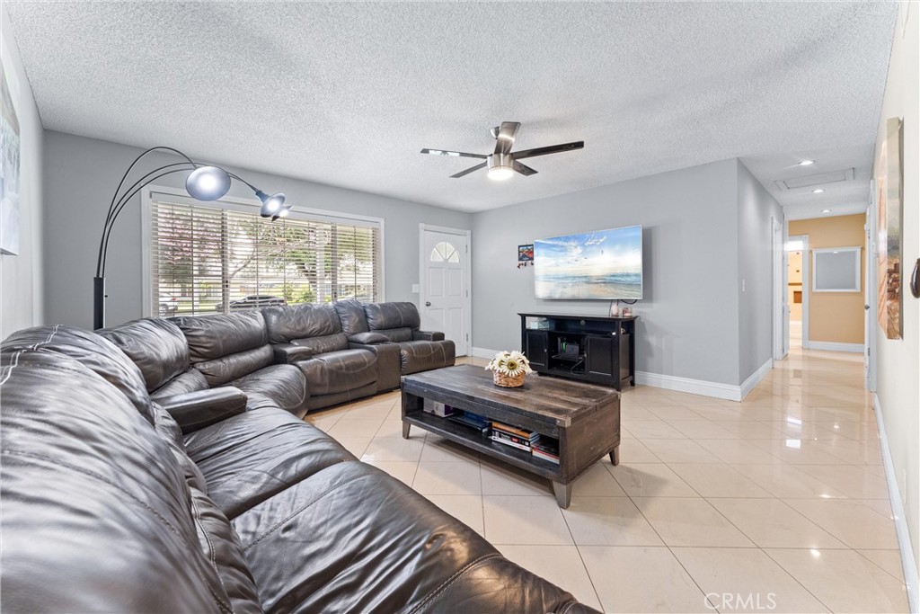 858 S Barnett Street