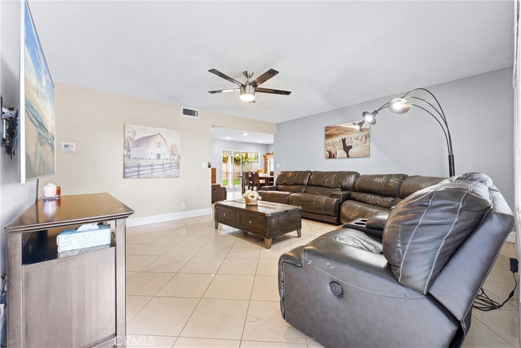 858 S Barnett Street