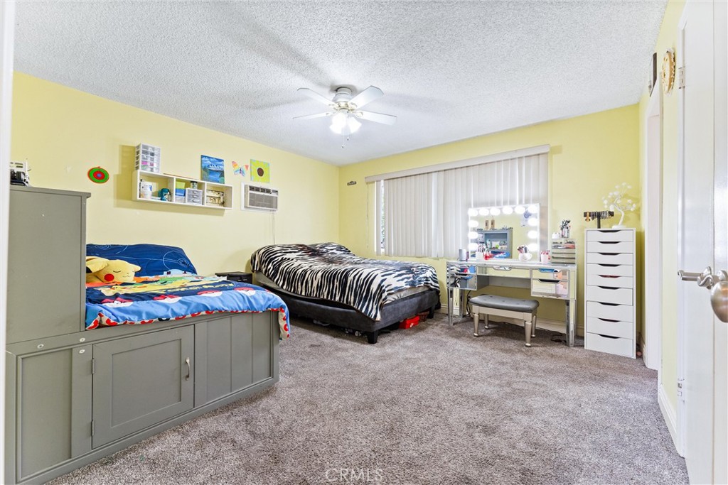 858 S Barnett Street