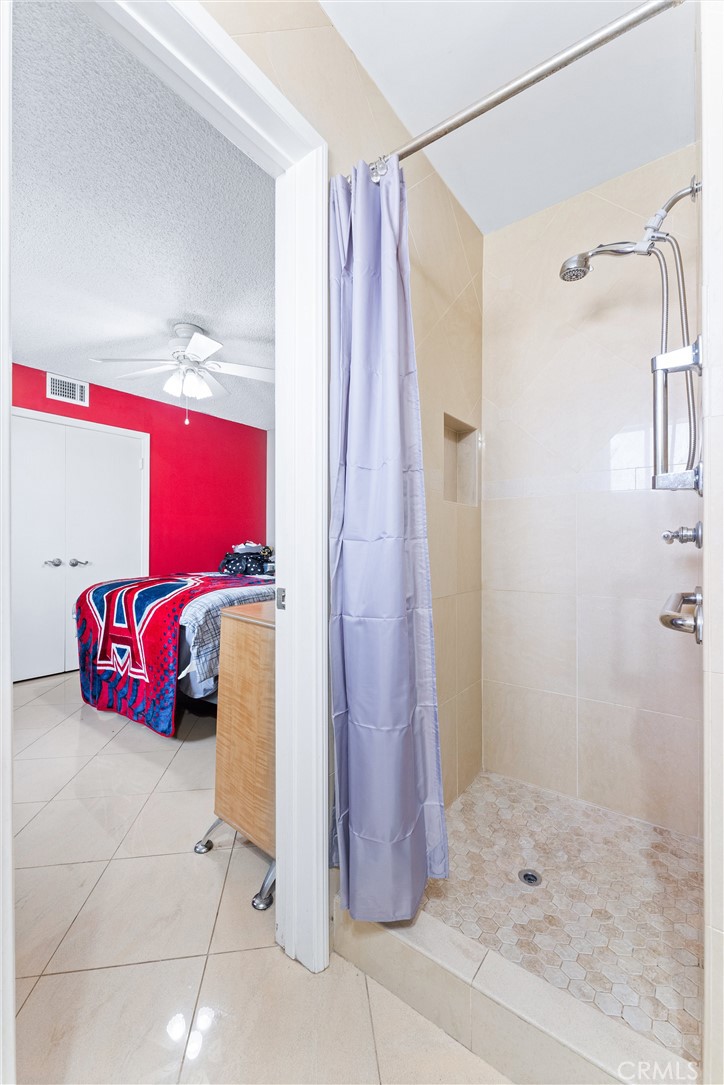 858 S Barnett Street