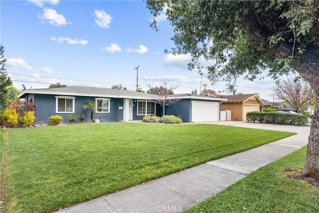 858 S Barnett Street