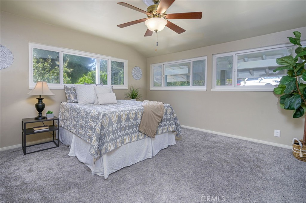 6052 GRANDVIEW Avenue