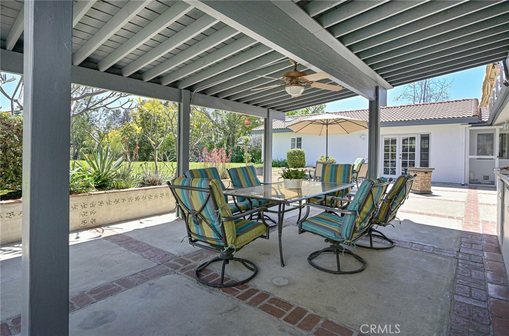 6052 GRANDVIEW Avenue