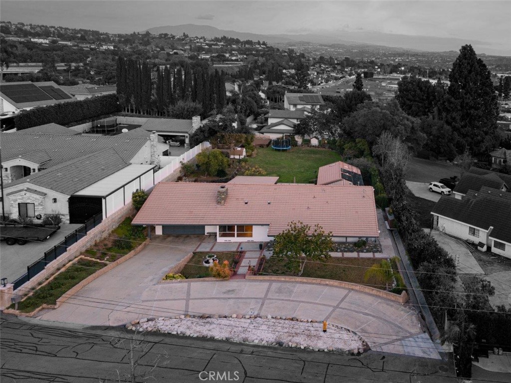 6052 GRANDVIEW Avenue