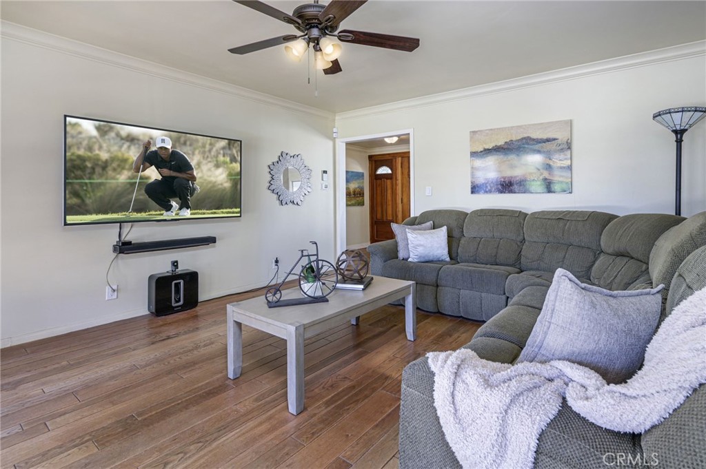 6052 GRANDVIEW Avenue