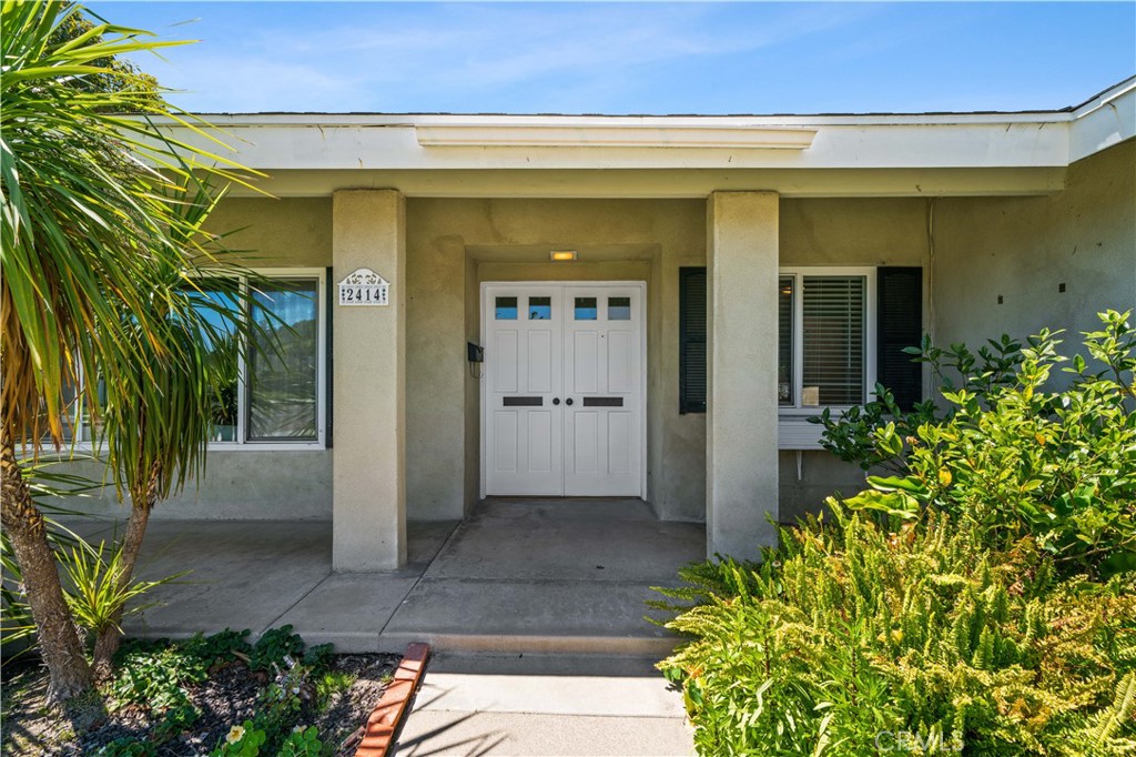 2414 N Eastwood Avenue