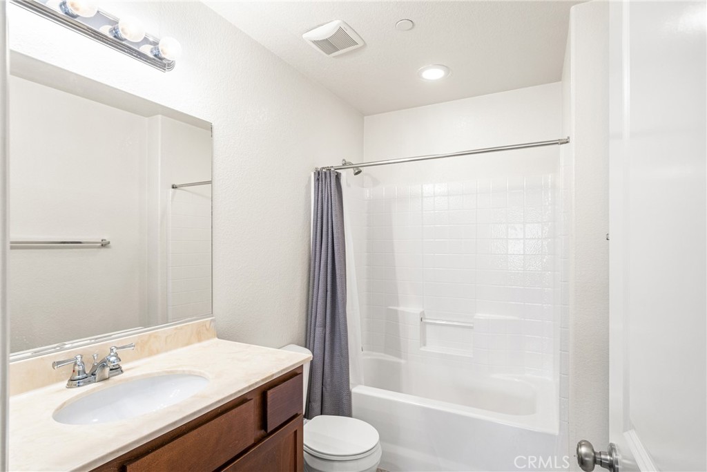 1615 Osprey Avenue 2