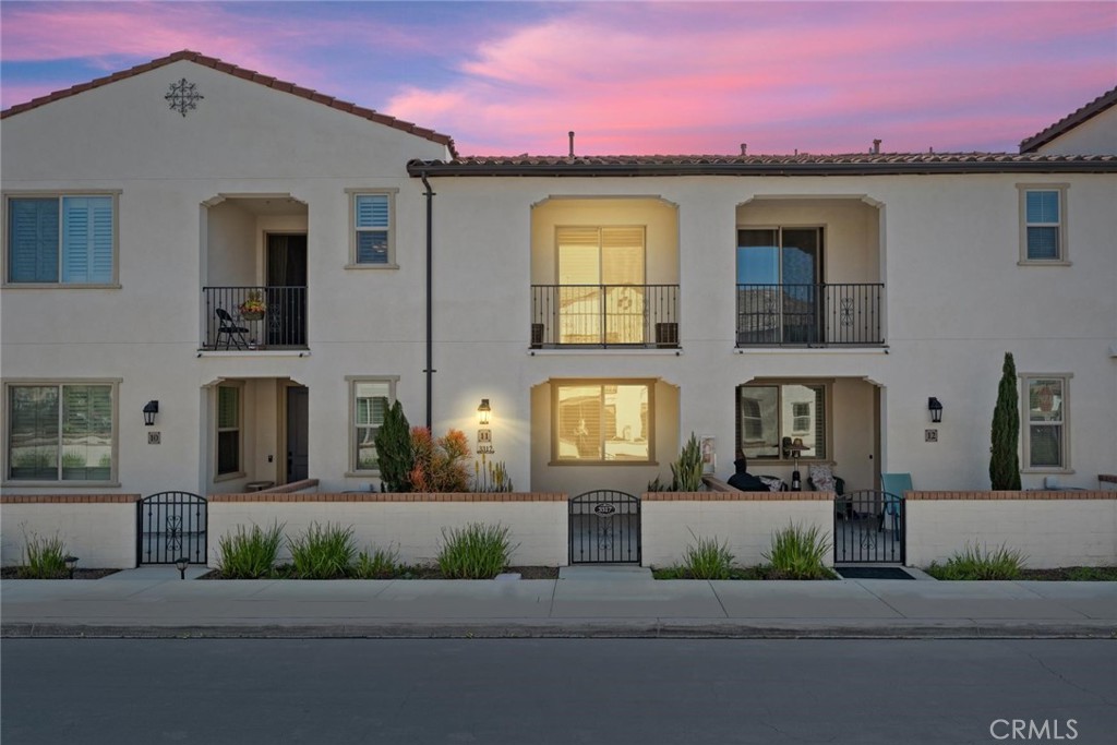 3317 E Wild Horse Privado 11