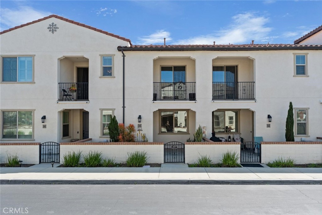 3317 E Wild Horse Privado 11