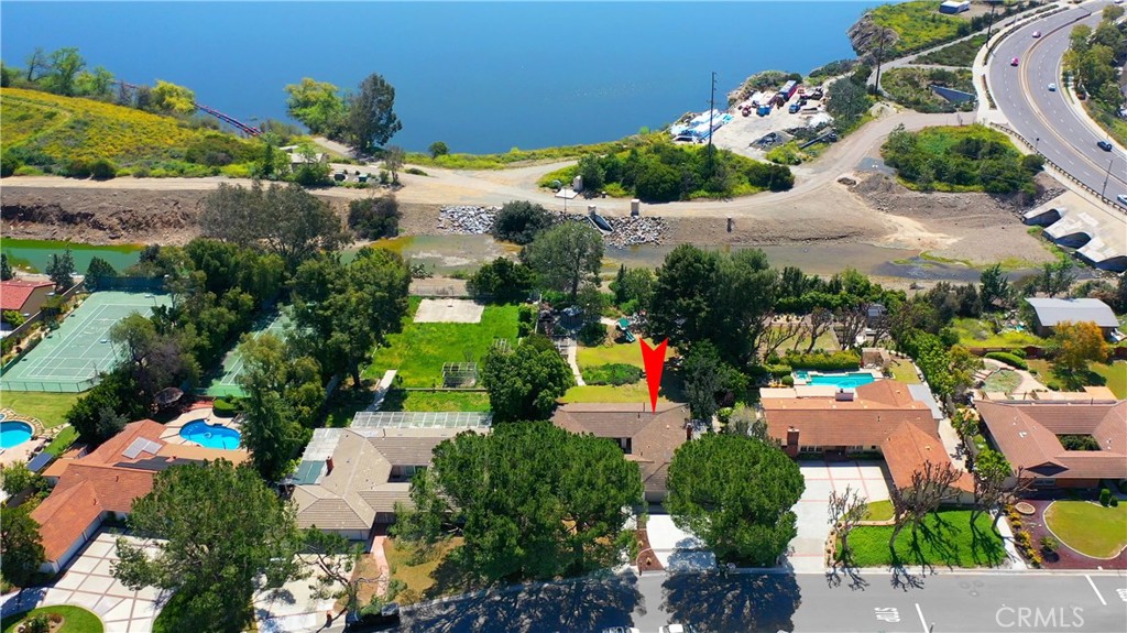 18222 Fernando Circle