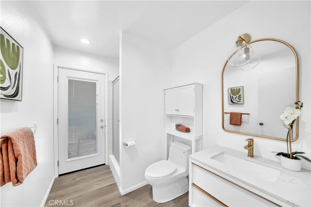 18222 Fernando Circle