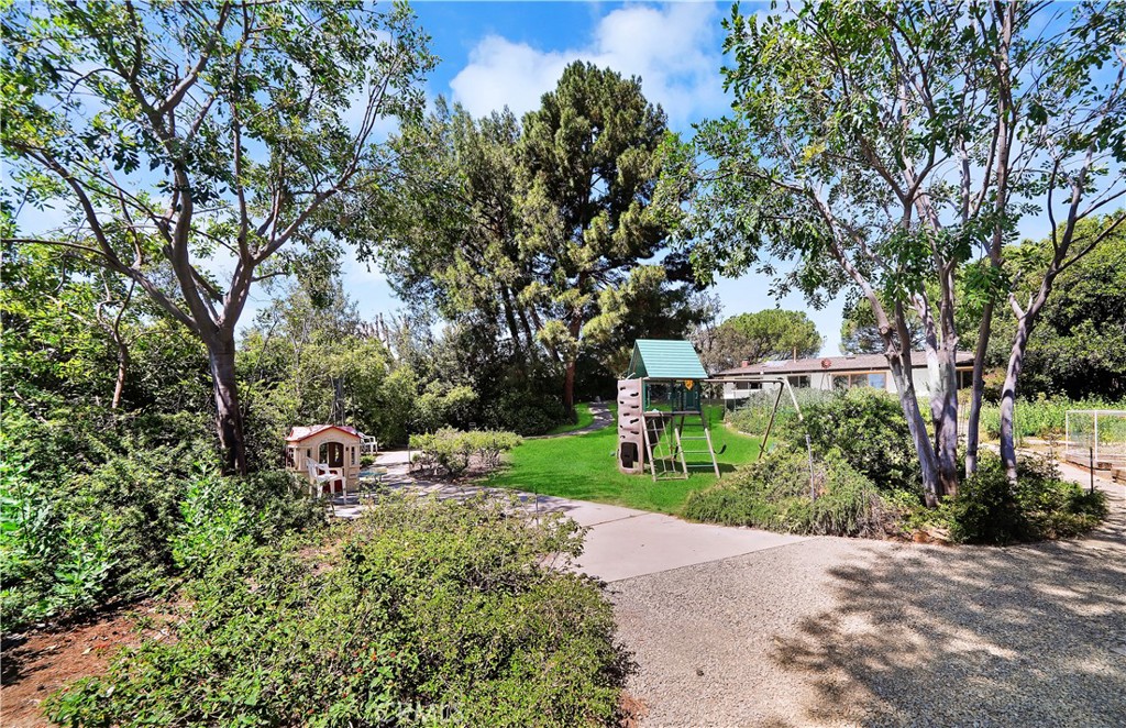 18222 Fernando Circle