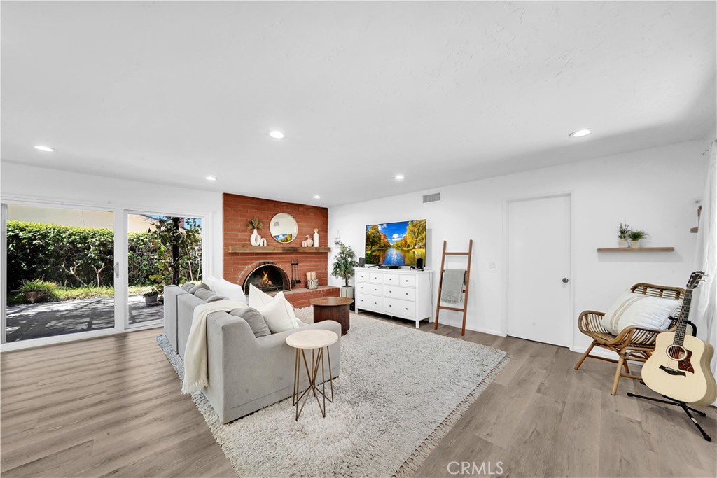 18222 Fernando Circle