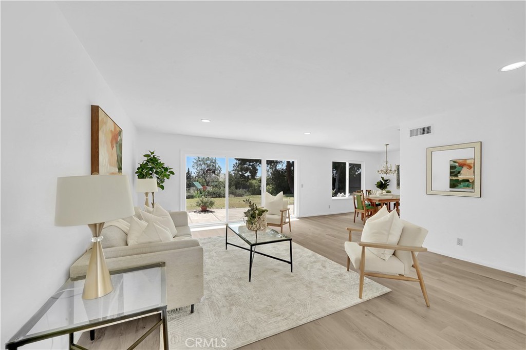 18222 Fernando Circle