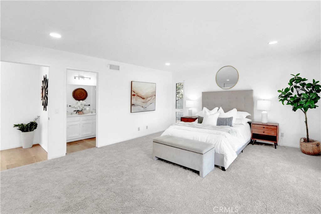 18222 Fernando Circle