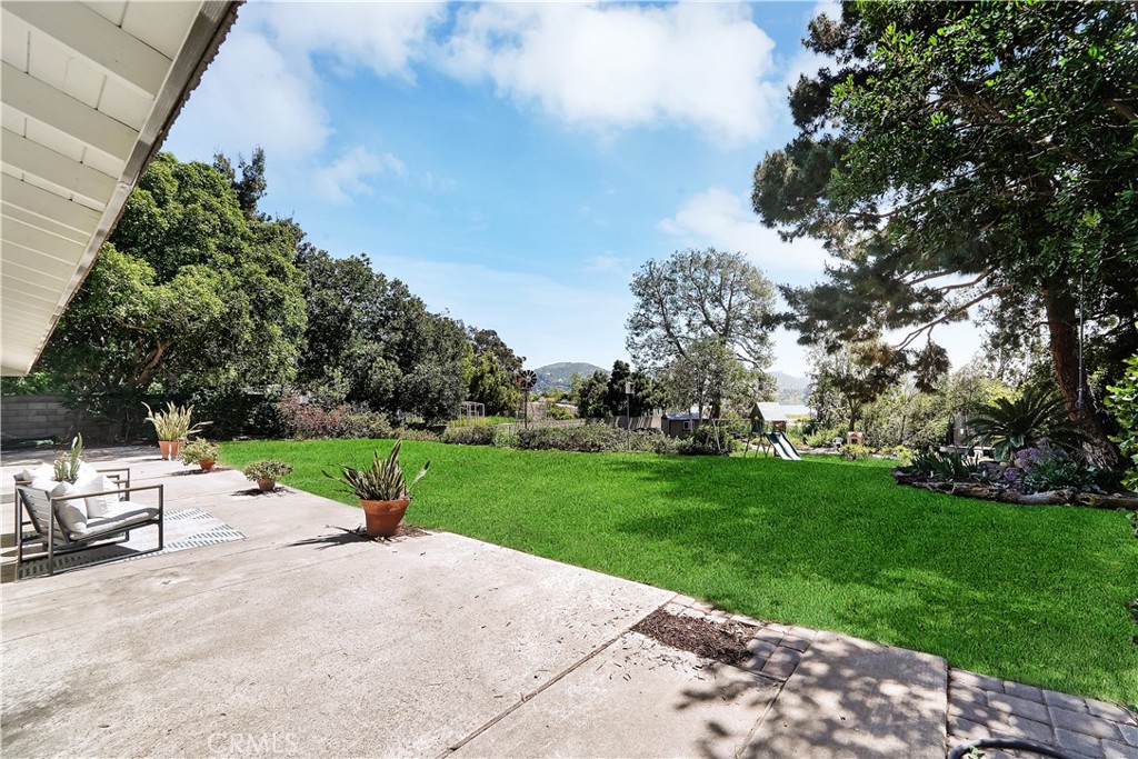 18222 Fernando Circle