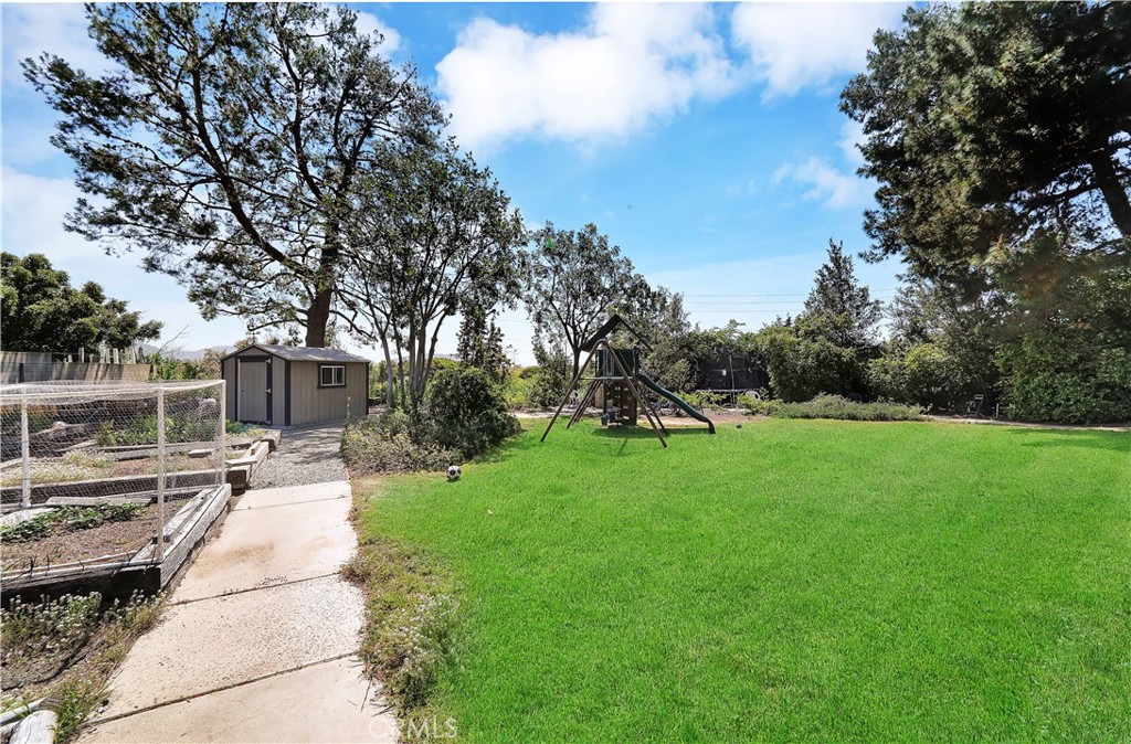 18222 Fernando Circle