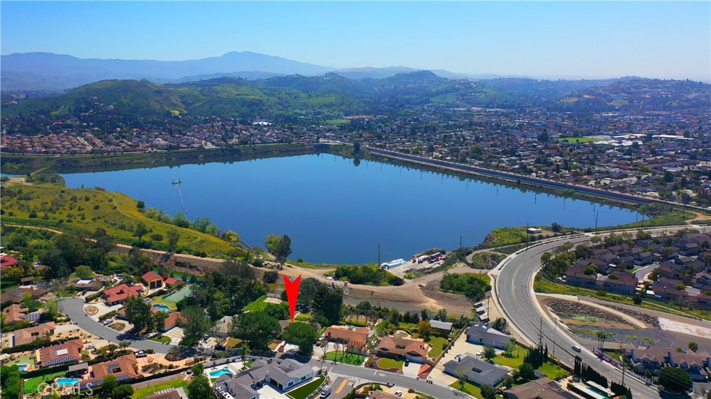 18222 Fernando Circle