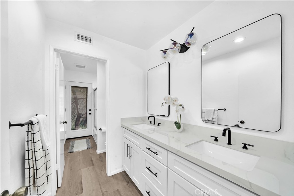 18222 Fernando Circle