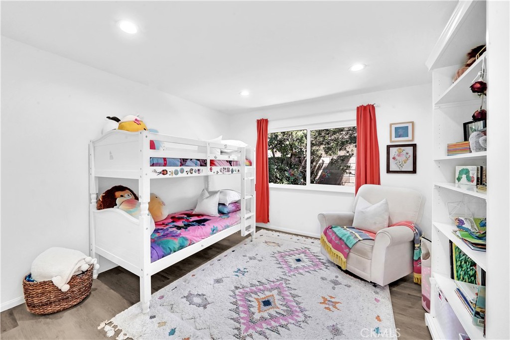 18222 Fernando Circle