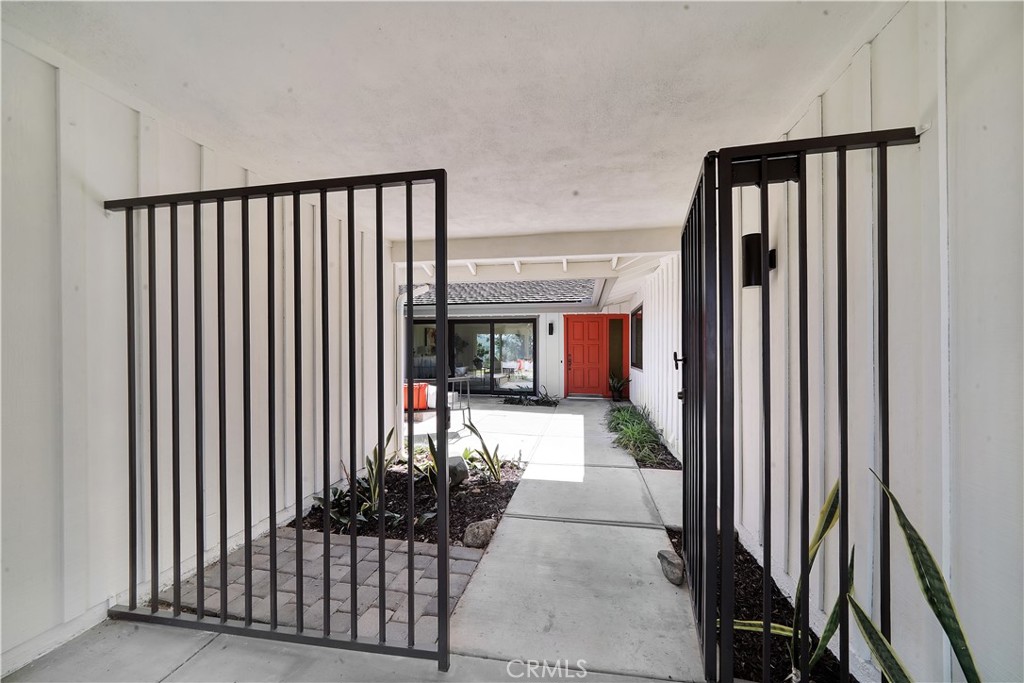 18222 Fernando Circle