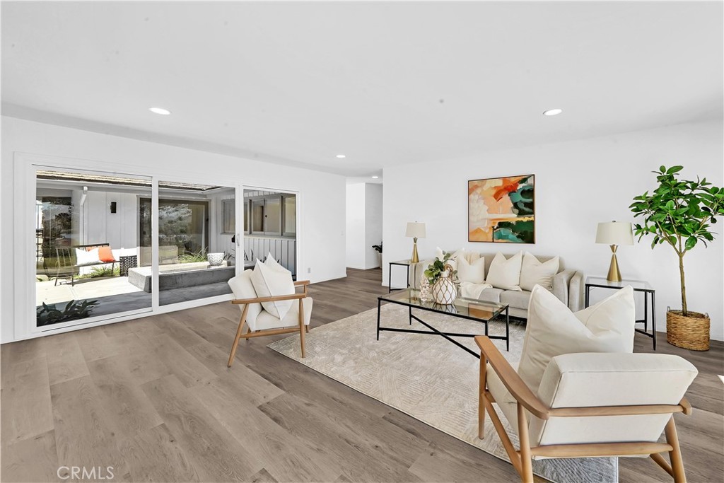 18222 Fernando Circle