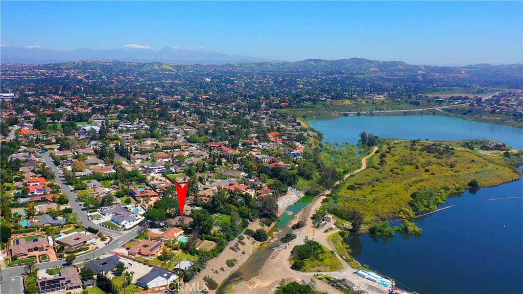 18222 Fernando Circle