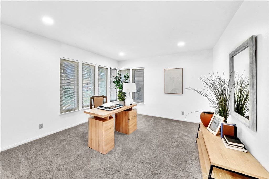 18222 Fernando Circle