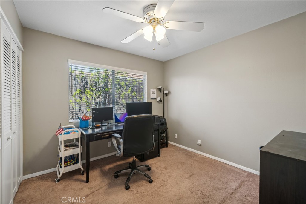 5359 E Cresthill Drive