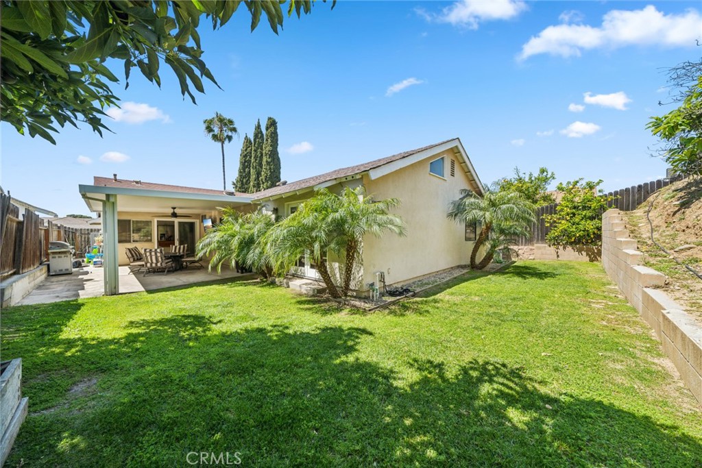 5359 E Cresthill Drive