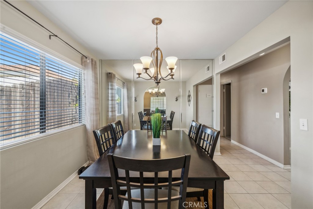 5359 E Cresthill Drive