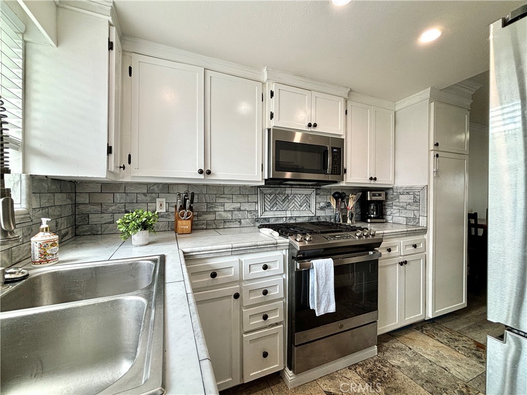 135 Doverfield Drive 58