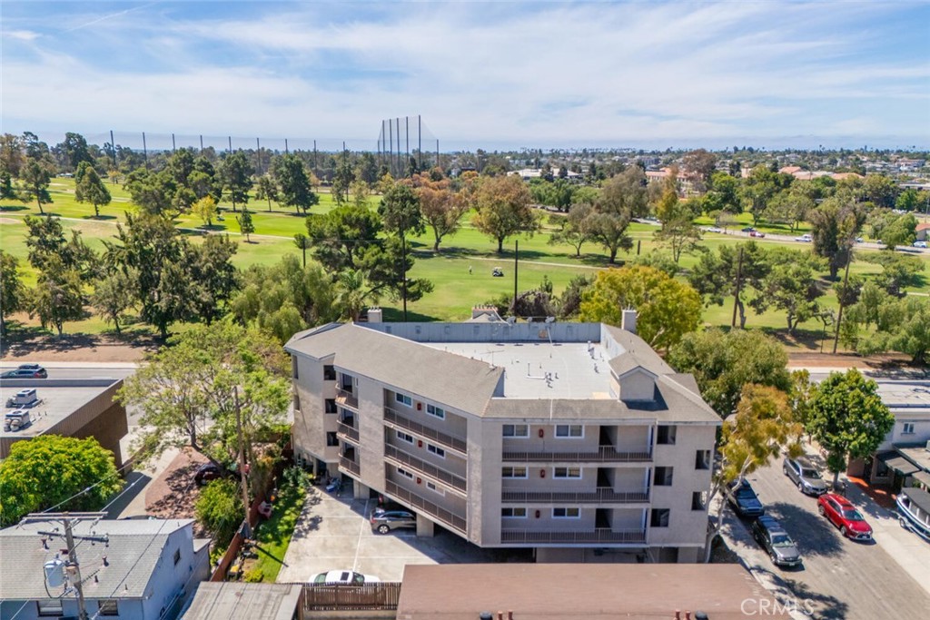 4701 E Anaheim Street 304