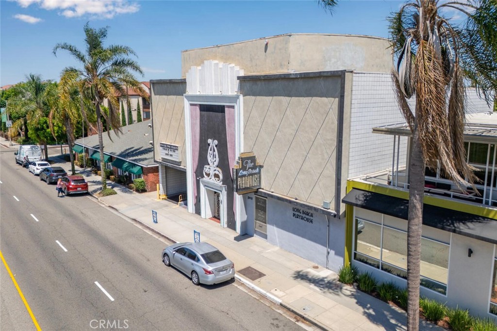 4701 E Anaheim Street 304