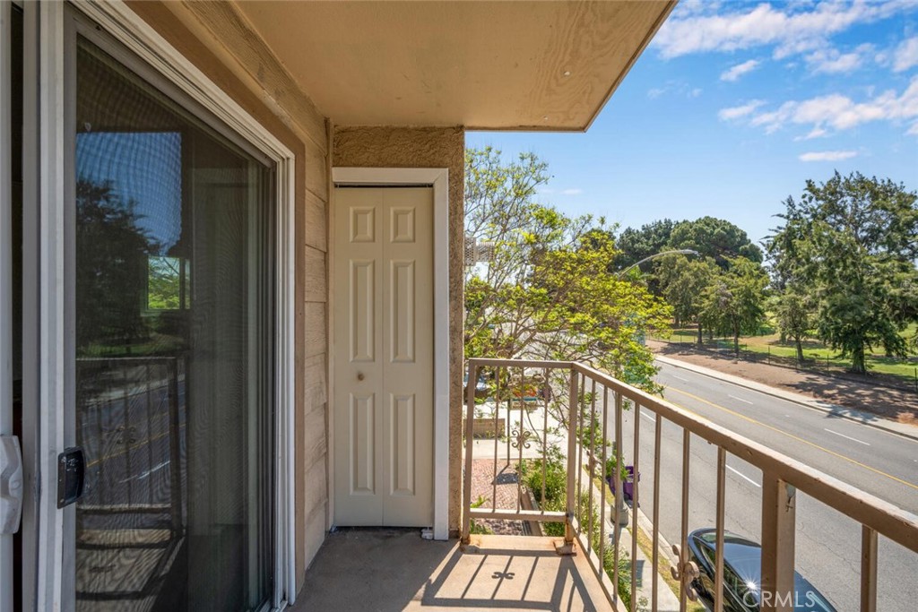 4701 E Anaheim Street 304