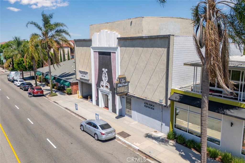 4701 E Anaheim Street 304