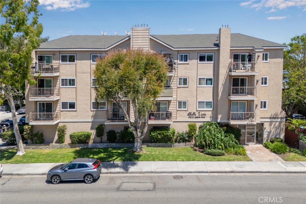 4701 E Anaheim Street 304