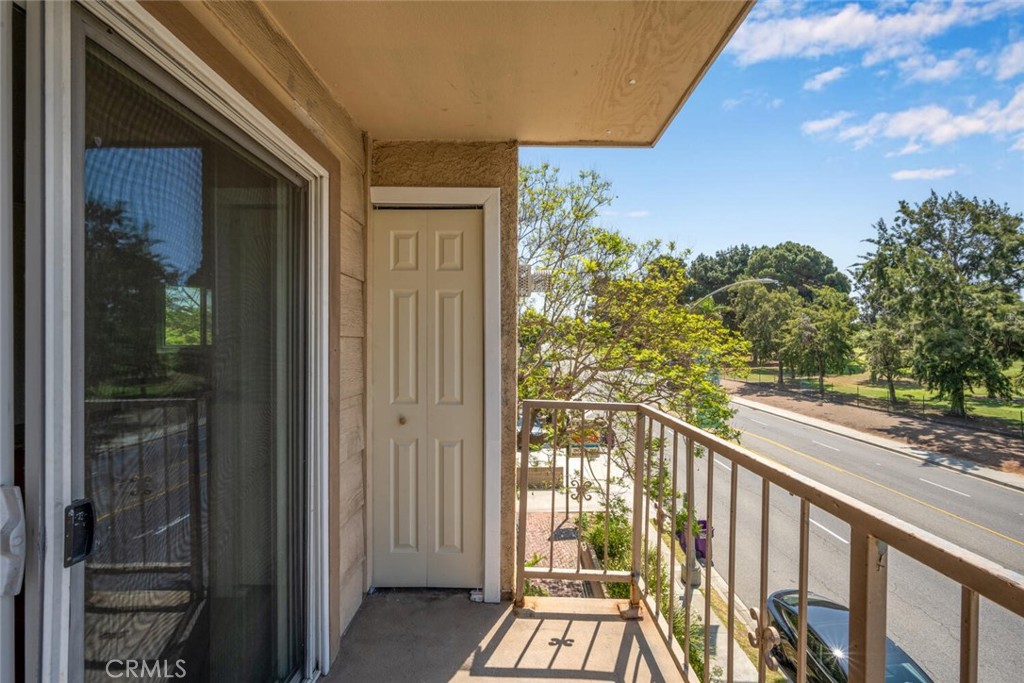 4701 E Anaheim Street 304