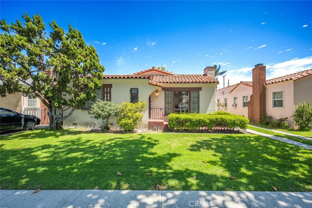 2442 Magnolia Avenue