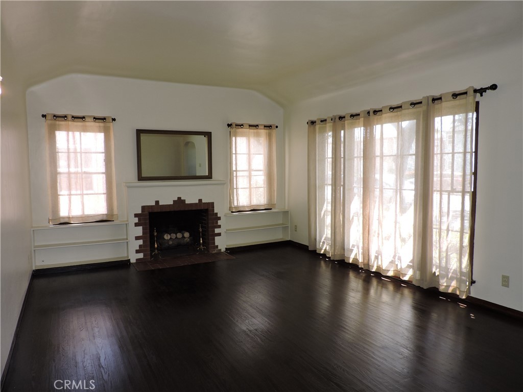 2442 Magnolia Avenue