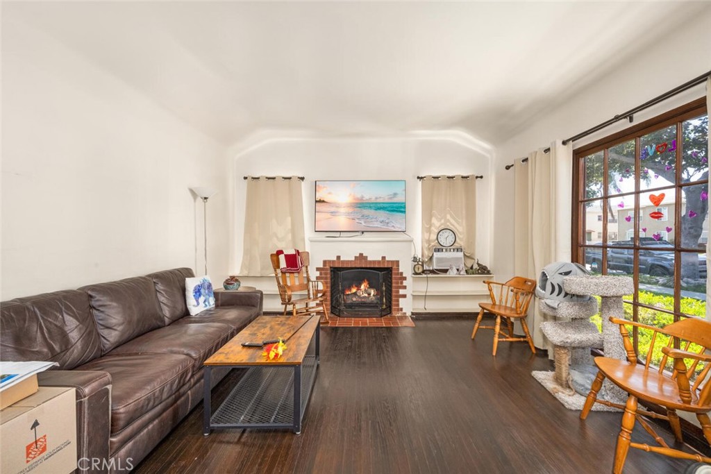 2442 Magnolia Avenue