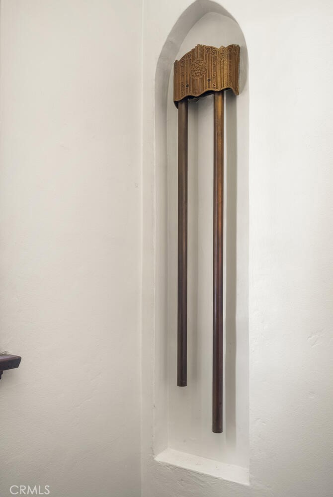 2442 Magnolia Avenue