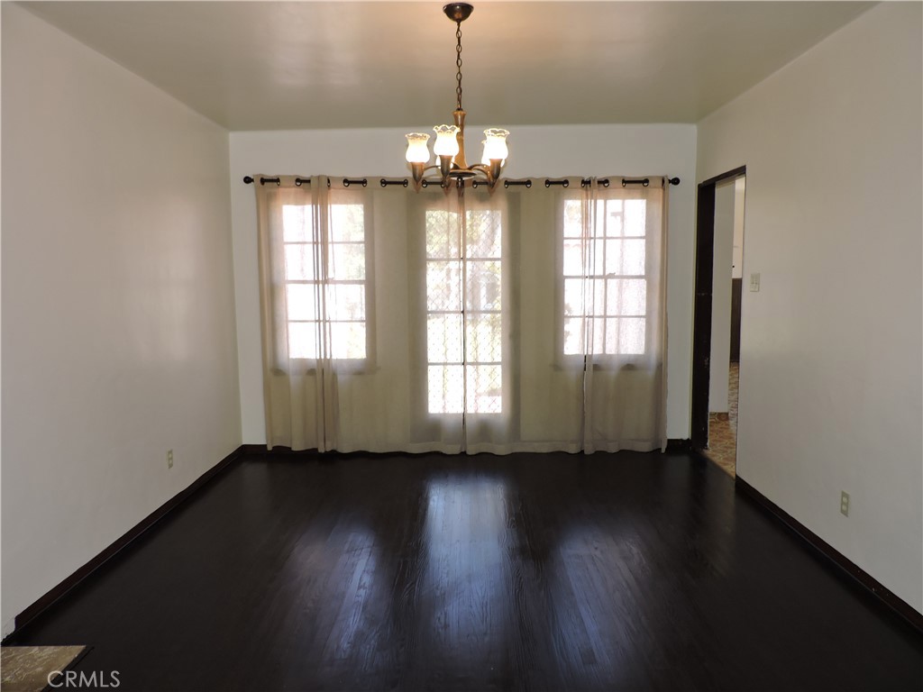 2442 Magnolia Avenue