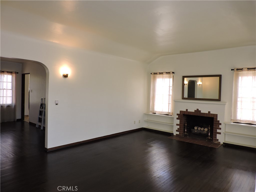 2442 Magnolia Avenue