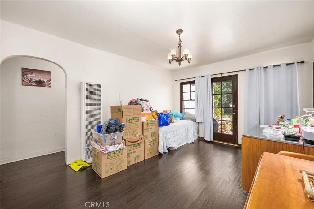 2442 Magnolia Avenue